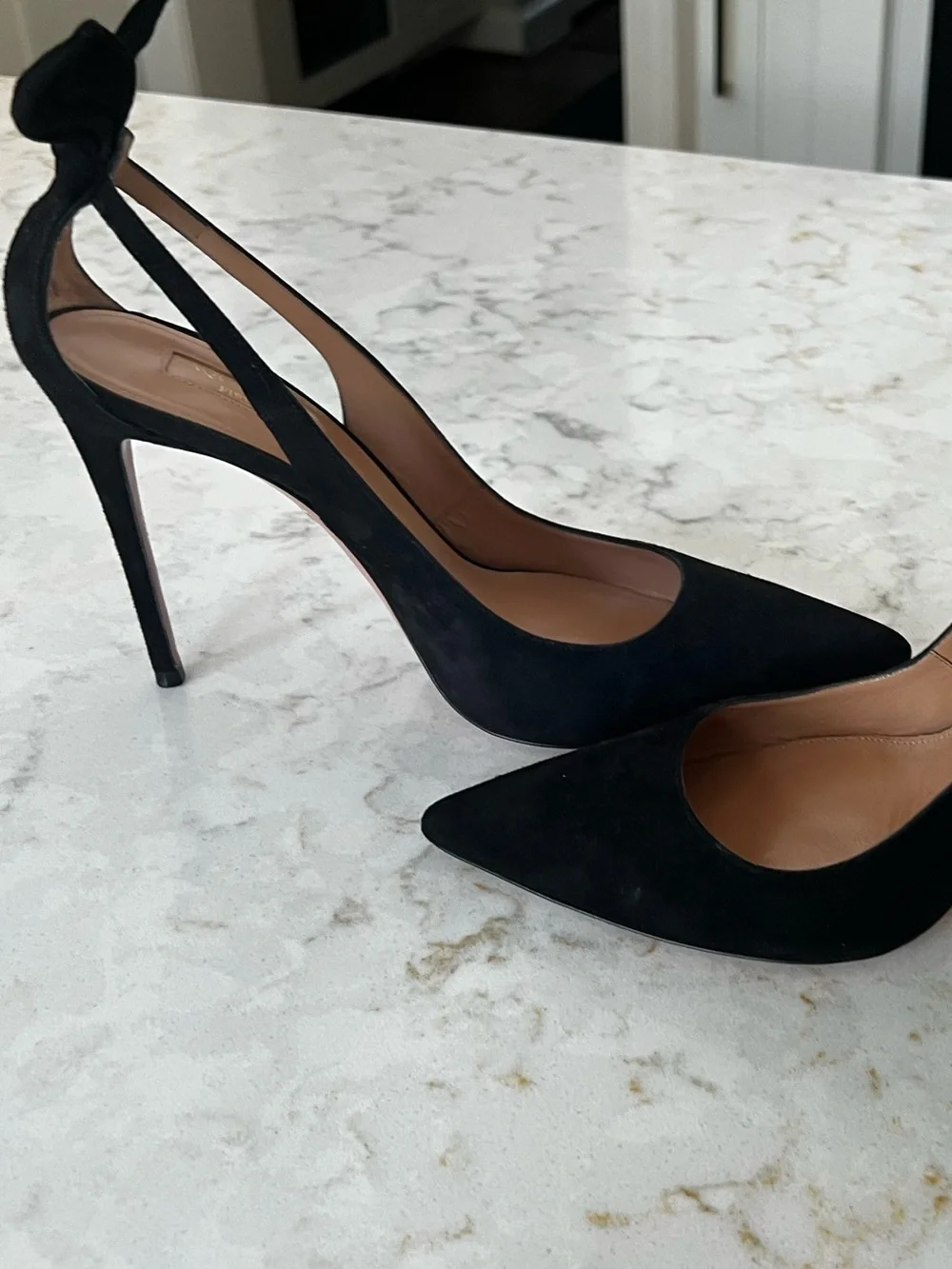 Aquazzura Firenze Black Suede Pointed Bow-Back Stiletto Pumps